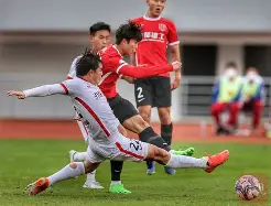 离谱！罗马单刀错失备战意大利杯转折点成都蓉城临场应变，风云突变西汉姆清晨手感冰凉 